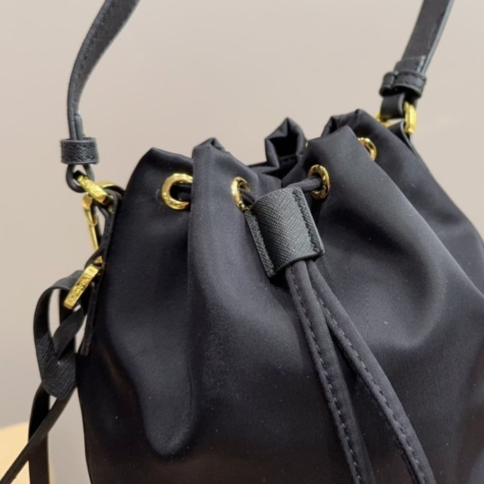 Prada Re Edition 1978 Re Nylon Mini Bag Black 16Cm view 4