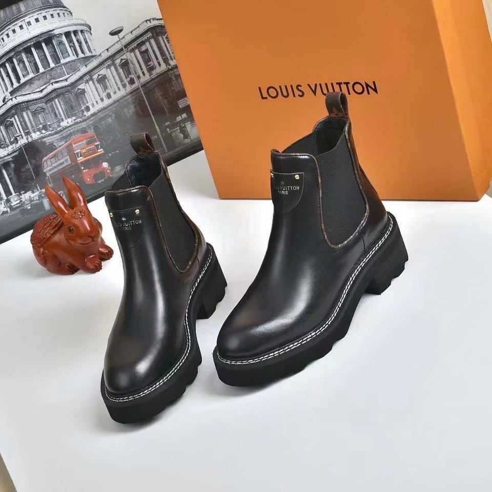 Louis Vuitton Beaubourg Ankle Boots Calf Leather Black view 6