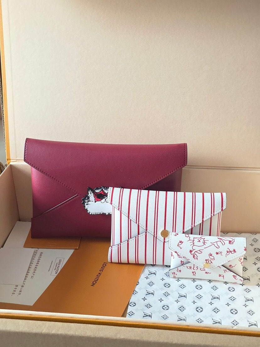 Louis Vuitton Kirigami Pochette M25760 view 3