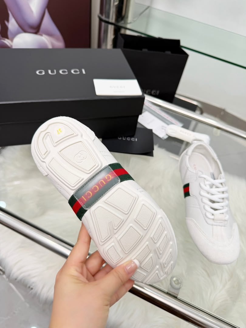 Gucci Flex Sneaker White Suede And Leather 874883 AAGY3 9049 For Women view 9