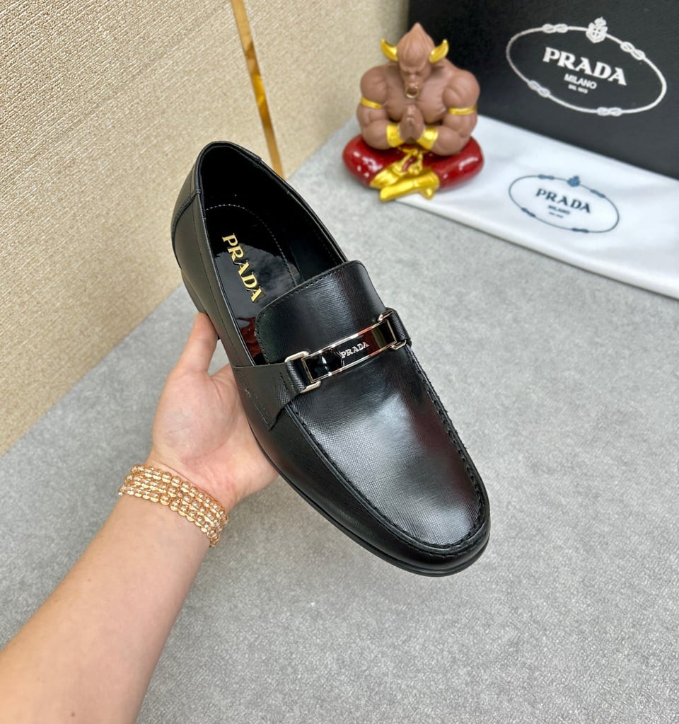 Prada Leather Brushed Plate Bit Logo Black 2Dc215 053 F0002 F G000 view 9