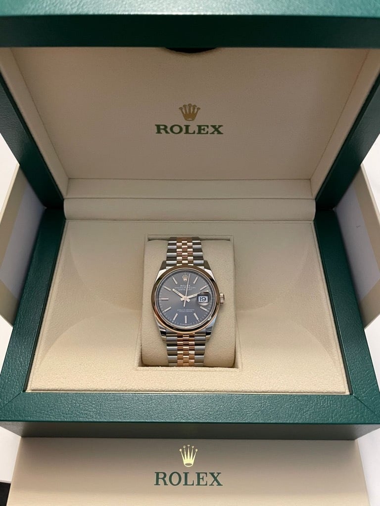 Rolex Datejust 36 mm Chocolate Dial 126201 view 3