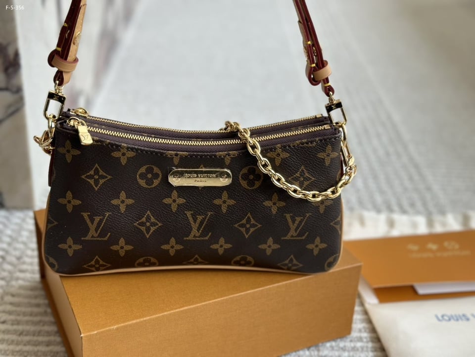 Louis Vuitton Liv Pochette Monogram Coated Canvas 20Cm M83008 view 11