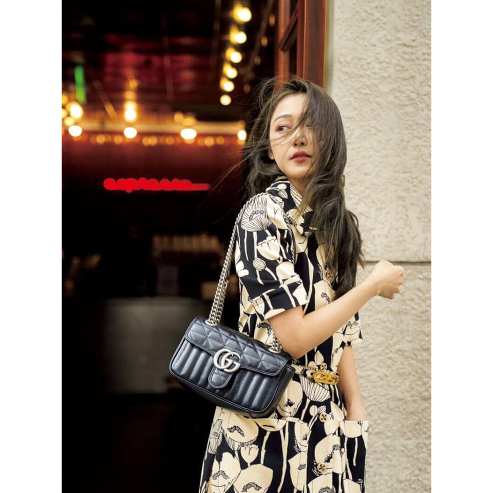 Gucci GG Marmont Mini Shoulder Bag Black view 5