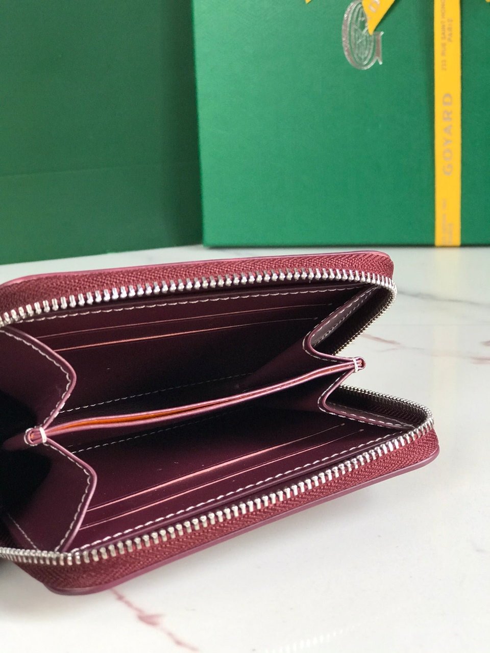 Goyard Matignon Mini Wallet 11 Cm Wine Red Goyardine Canvas And Calfskin view 4