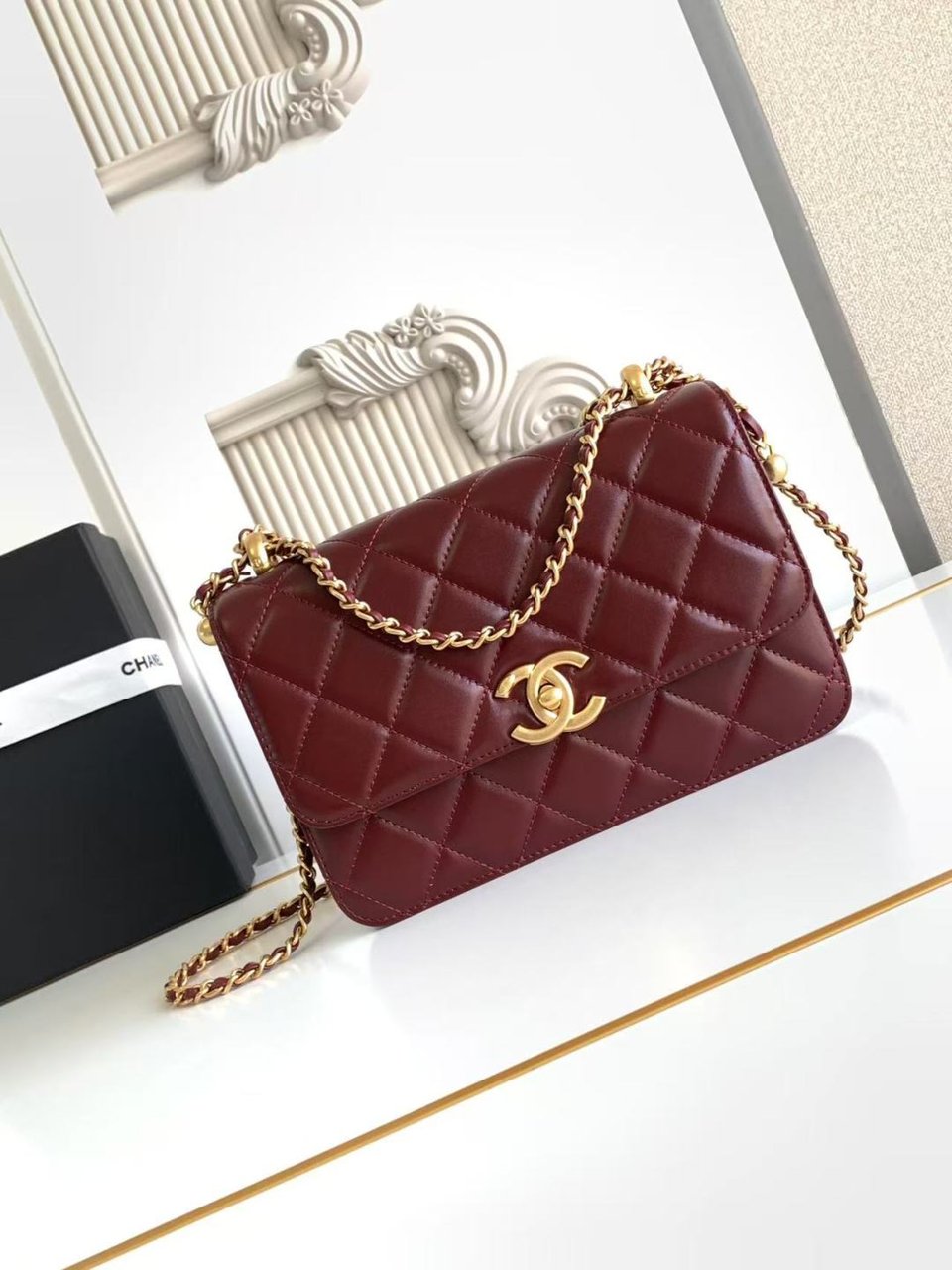 Chanel Calfskin Quilted Perfect Fit Flap Red 22cm view 3