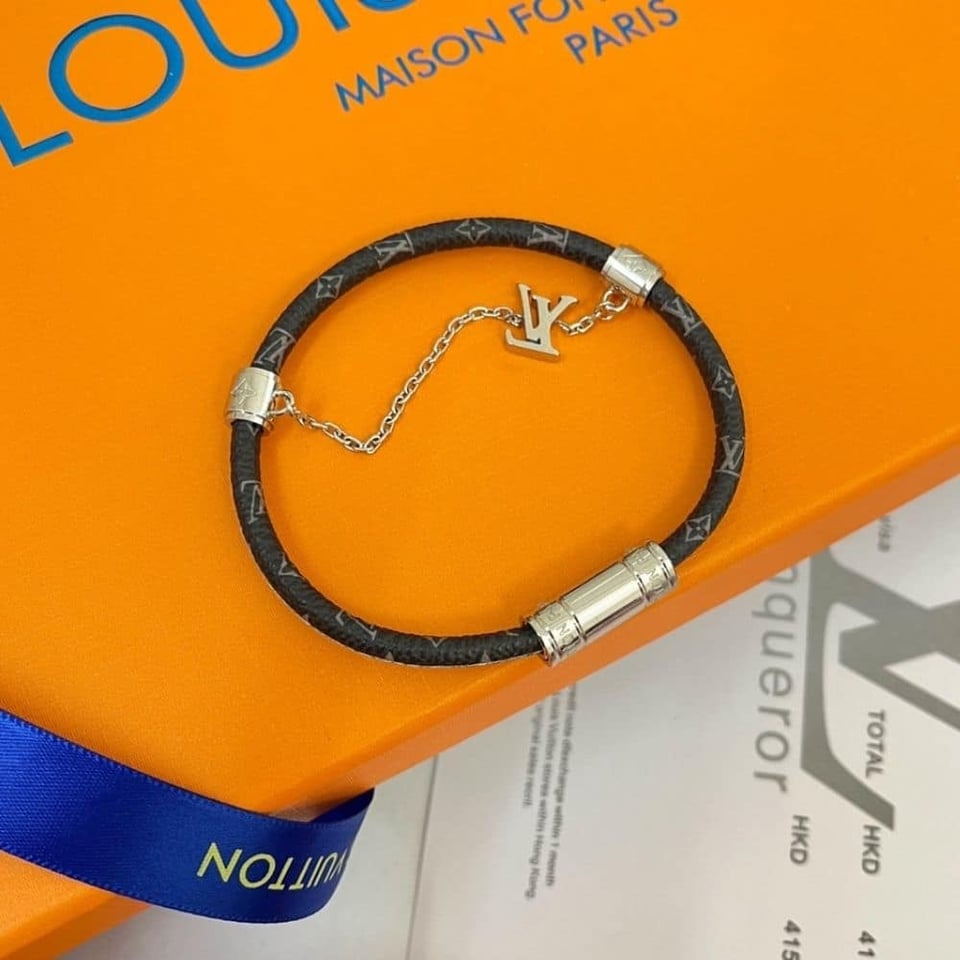 Louis Vuitton Chain It Bracelet Silver M8573E view 2