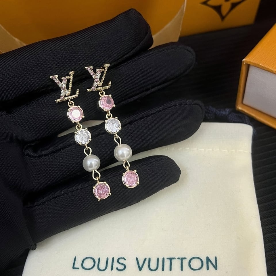 Louis Vuitton Lv Iconic Tresor Earrings M01510 view 5