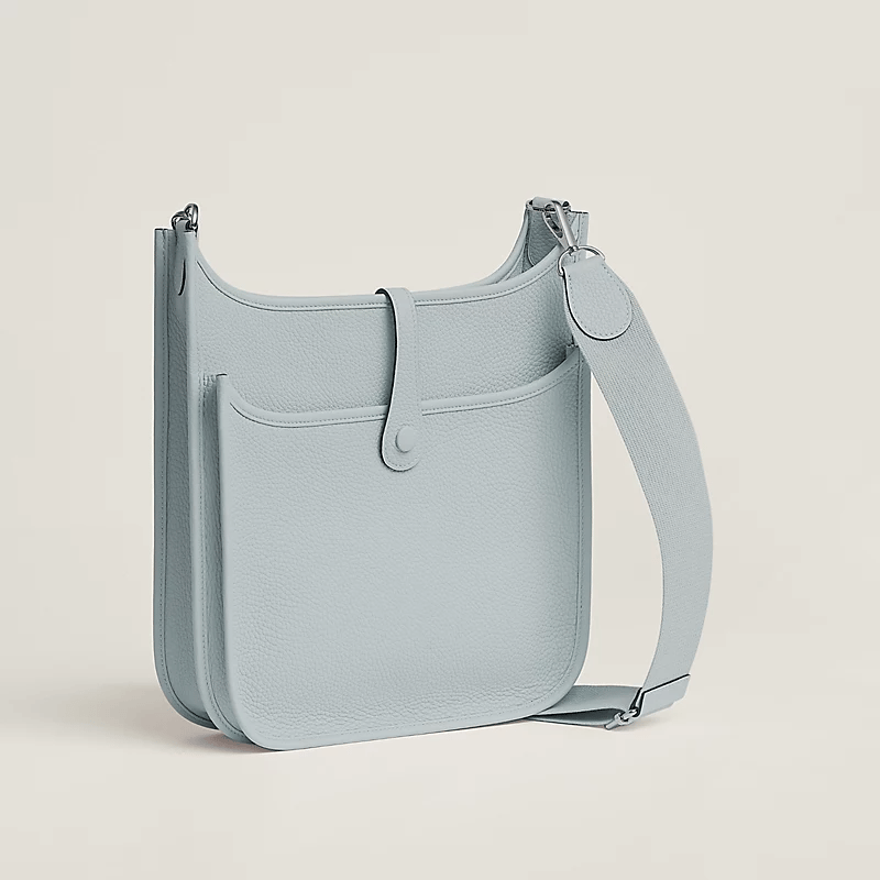 Hermès Evelyne III 29 Clemence Leather Bag Palladium Hardware Light Blue 29cm view 4