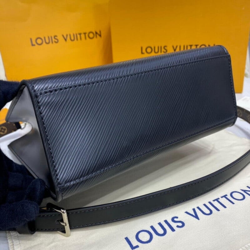 Louis Vuitton Sac Plat Bb 21Cm Black view 8