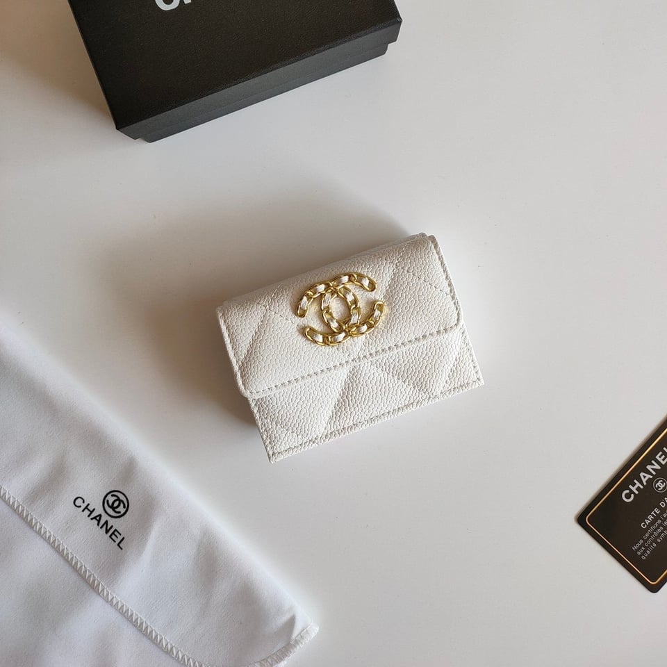 Chanel Trifold Purse 12 White Grained Calfskin Gold Icon view 2