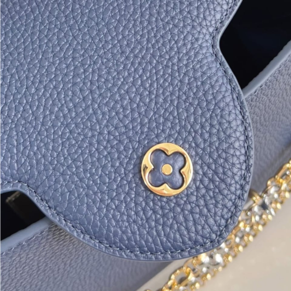 Louis Vuitton Capucines MM M27035 Navy 31cm/12.2in view 7