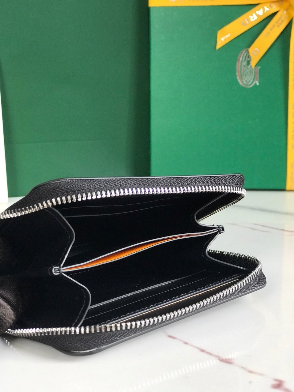 Goyard Matignon Mini Wallet 11 Cm Black Goyardine Canvas And Calfskin view 6