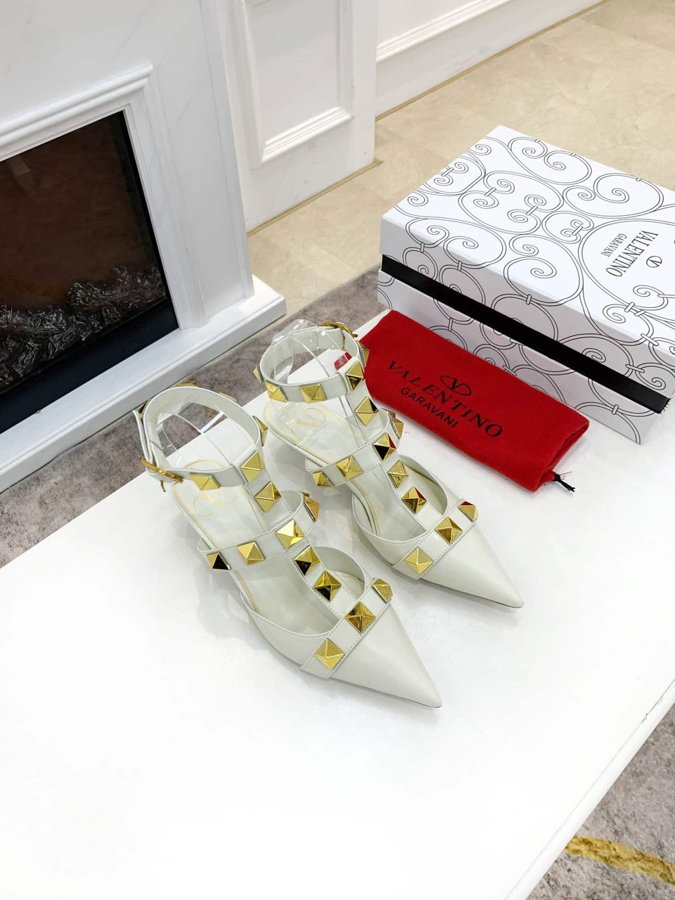 Valentino Garavani Roman Stud Kitten Heel Pumps White view 9