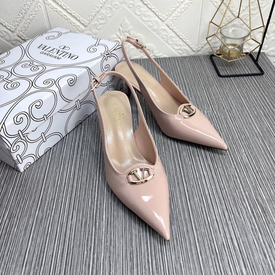 Valentino Vlogo The Bold Edition Slingback Pumps In Patent Leather 60Mm In Beige Rose view 4