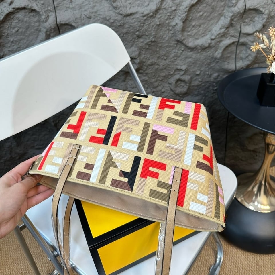 Fendi Small Roll Multicolour 23Cm view 5