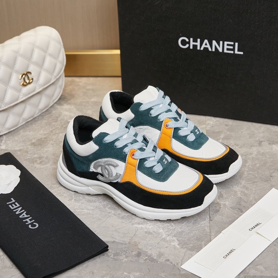 Chanel Wmns Sneaker White Navy G34360 Y53536 C0227 view 10