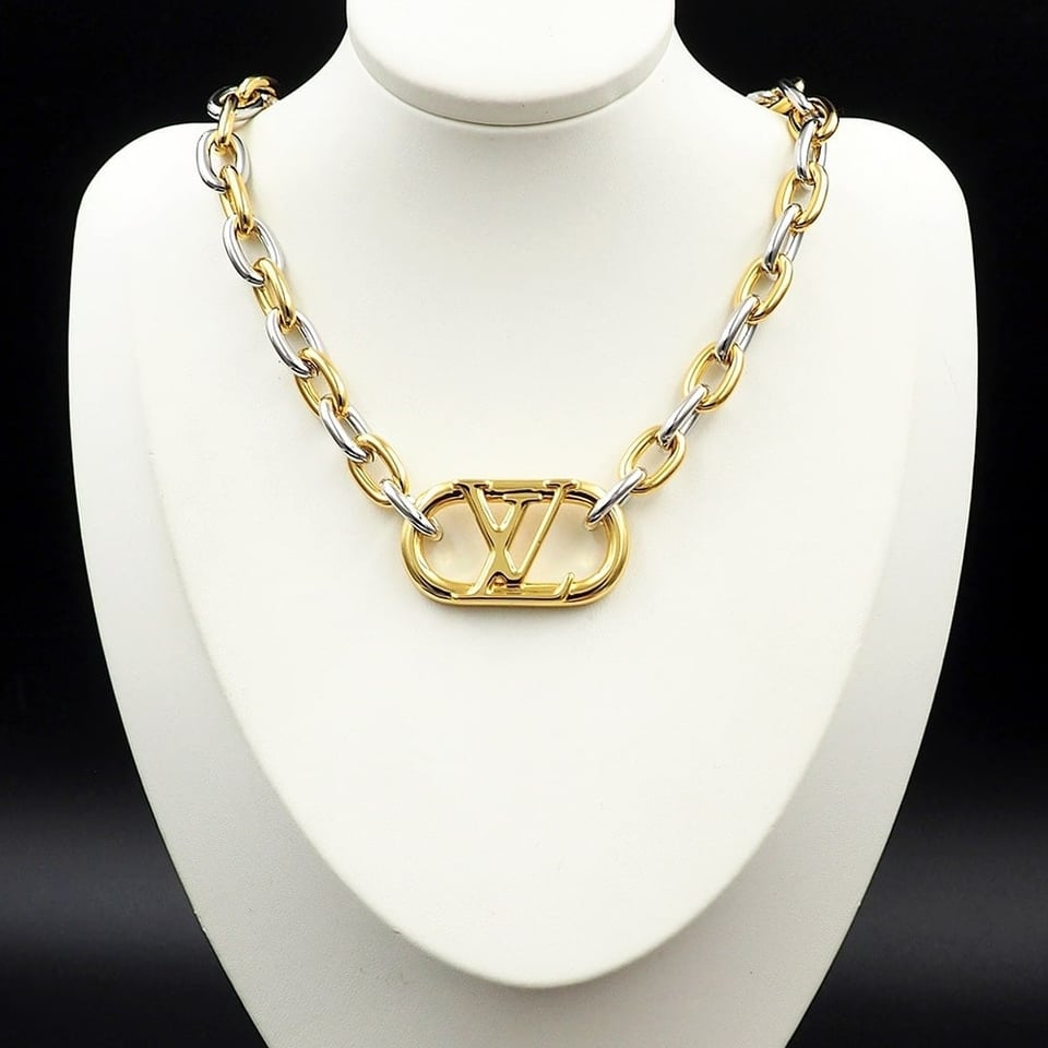 Louis Vuitton Everyday Chain Lv Necklace Gold And Silver view 2