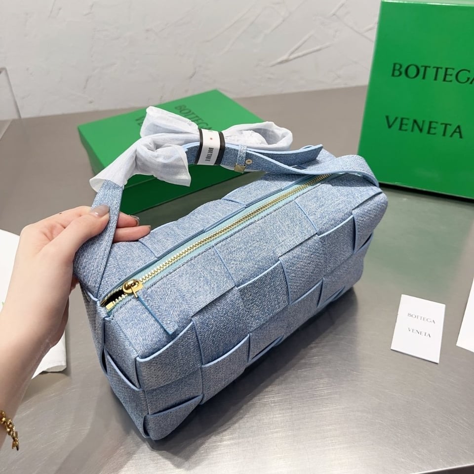 Bottega Veneta Brick Bag Denim Blue 28Cm view 7
