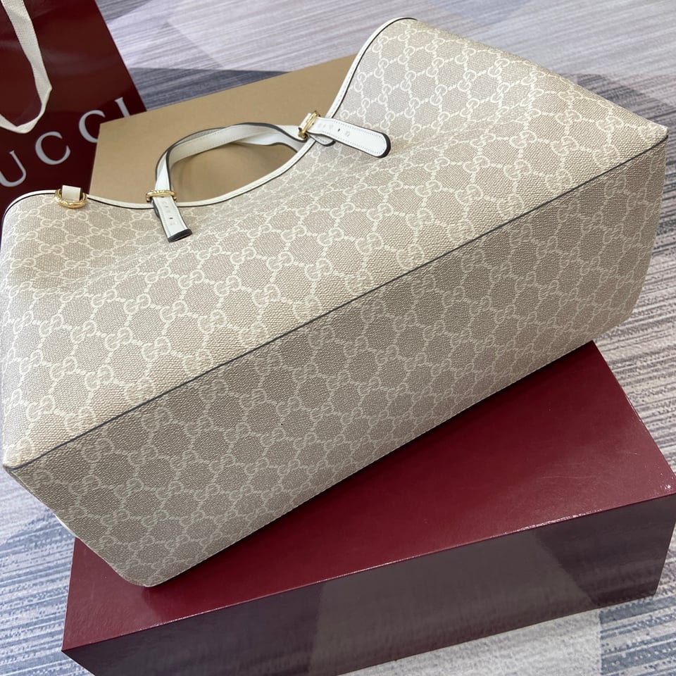 Gucci GG Emblem Large Tote Bag Beige And White Fabric 815213 38cm/15in view 10
