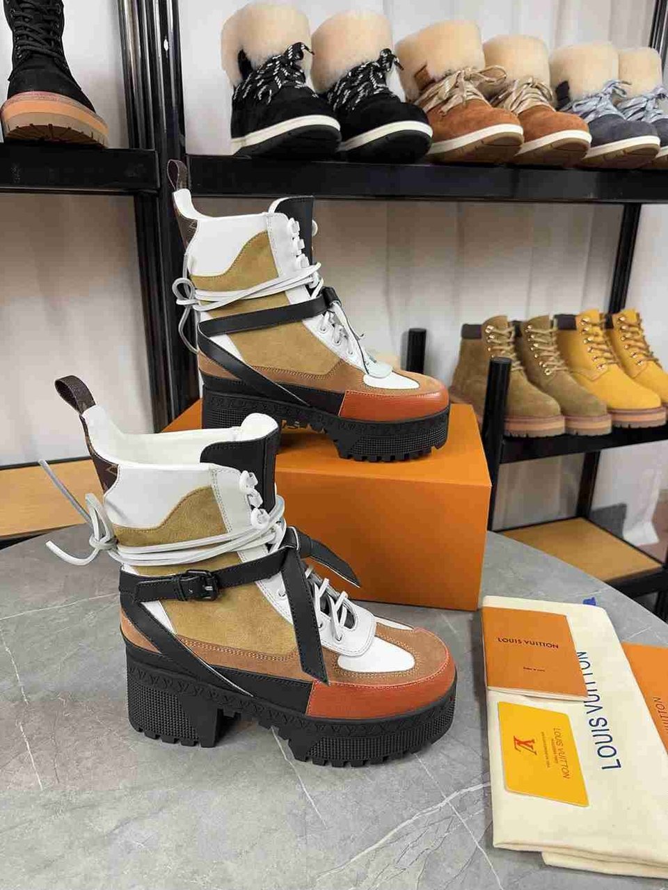 Louis Vuitton Laureate Platform Desert Boot Beige 1Ad24J view 3