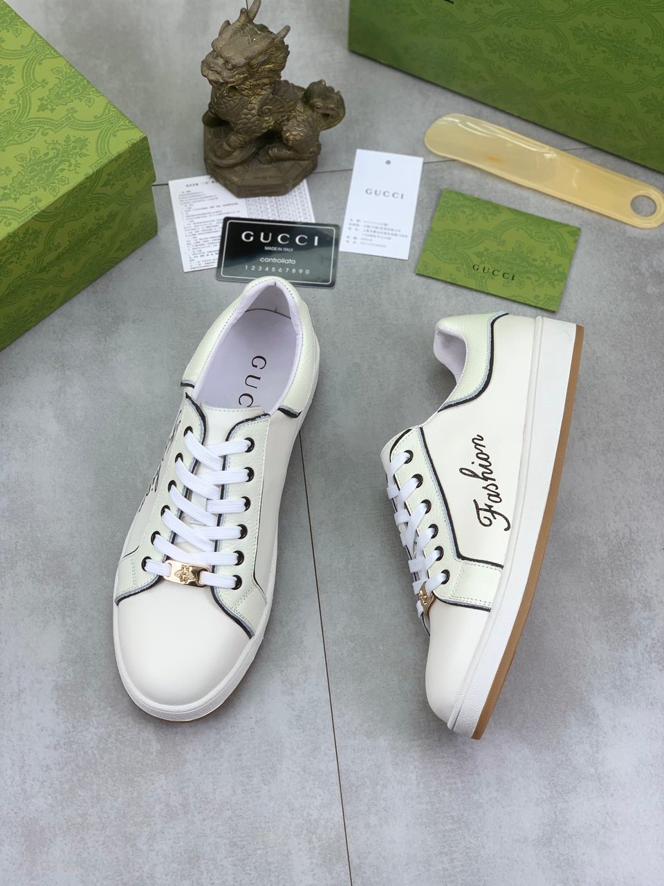 Gucci Classic Fashion Sneaker With Edge White view 7