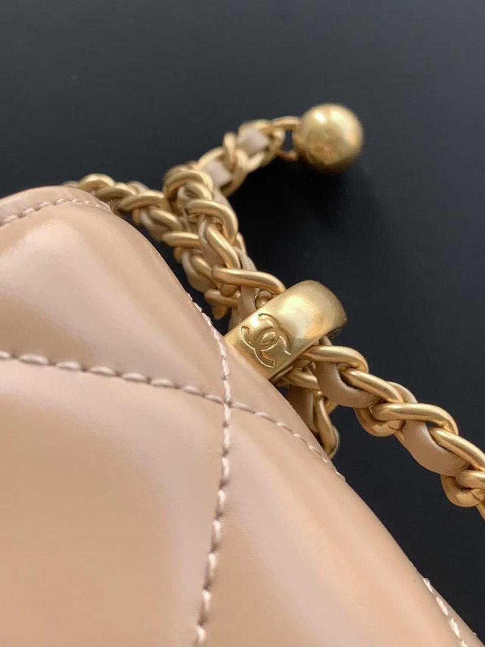 Chanel Calfskin Quilted Perfect Fit Flap Beige 22cm view 9