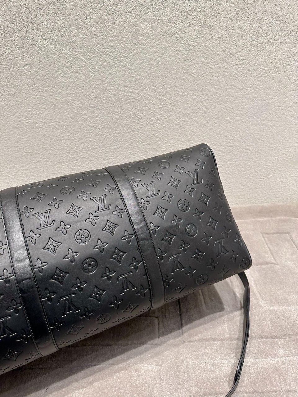 Louis Vuitton Keepall Bandouliere 50 Black 50cm M44810 view 9