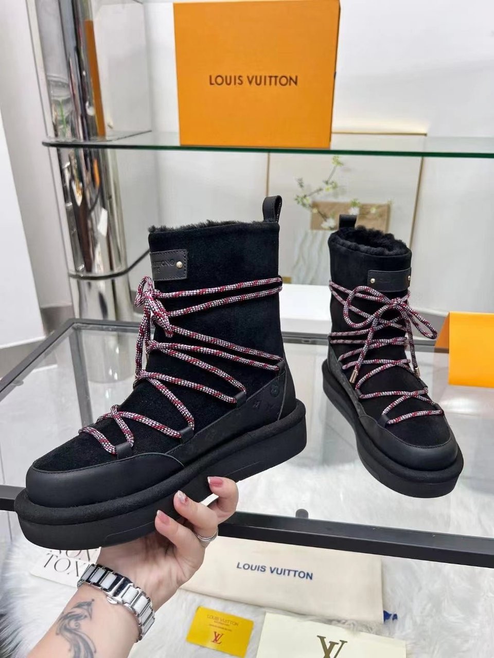 Louis Vuitton Aspen Platform Ankle Boot Black 1Ac75N view 4