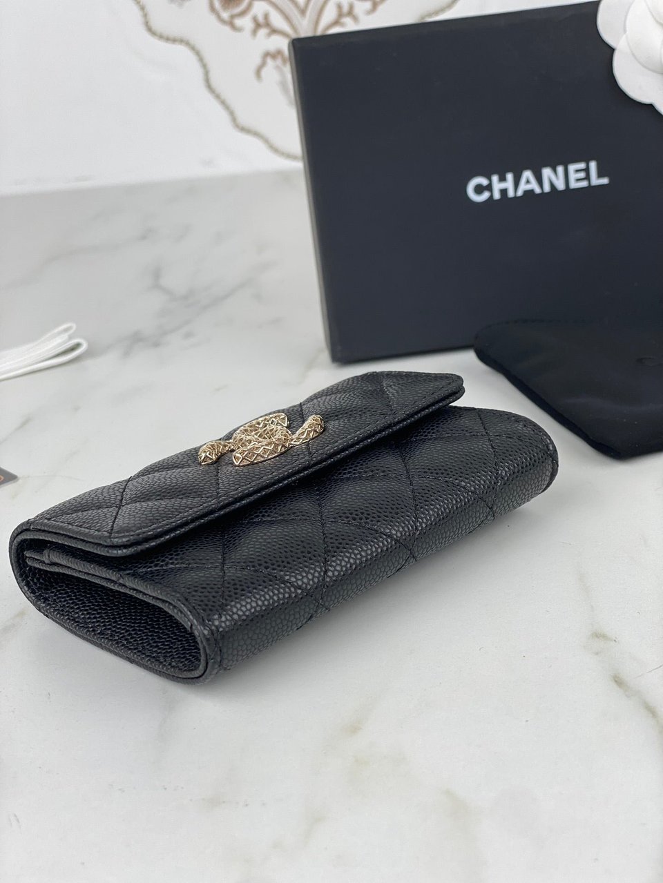Chanel Flap Card Holder 11 Black Grained Calfskin Gold Icon view 7