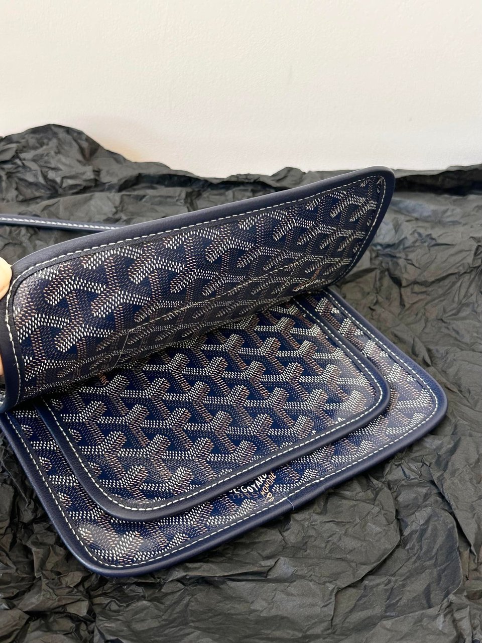 Goyard Plumet Pocket Wallet 20cm Navy Blue Goyardine Canvas And Lambskin Trim view 8