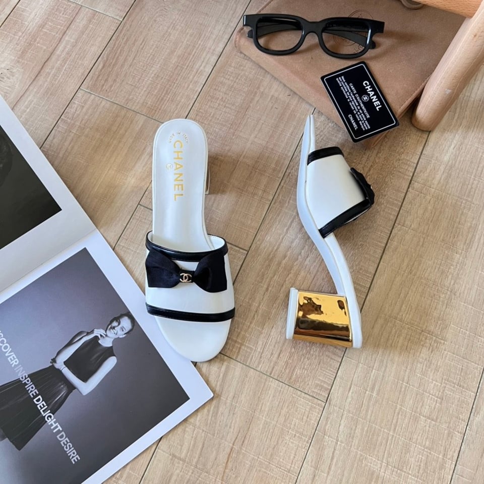 Chanel Grosgrain Ribbon Bow Mule Leather White view 4