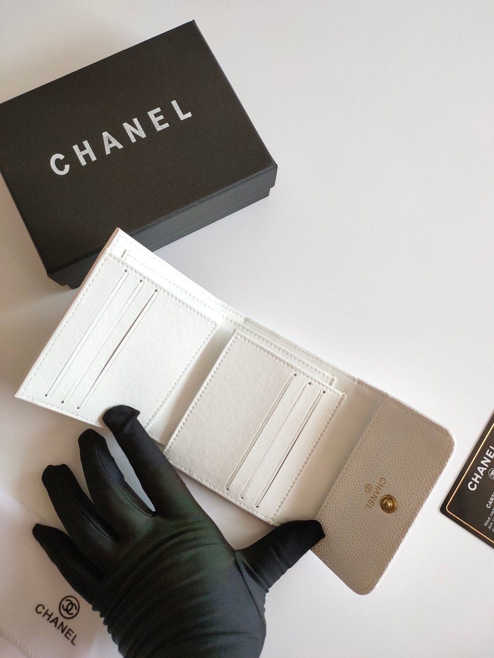 Chanel Square Purse 12 White Grained Calfskin Gold Icon view 4