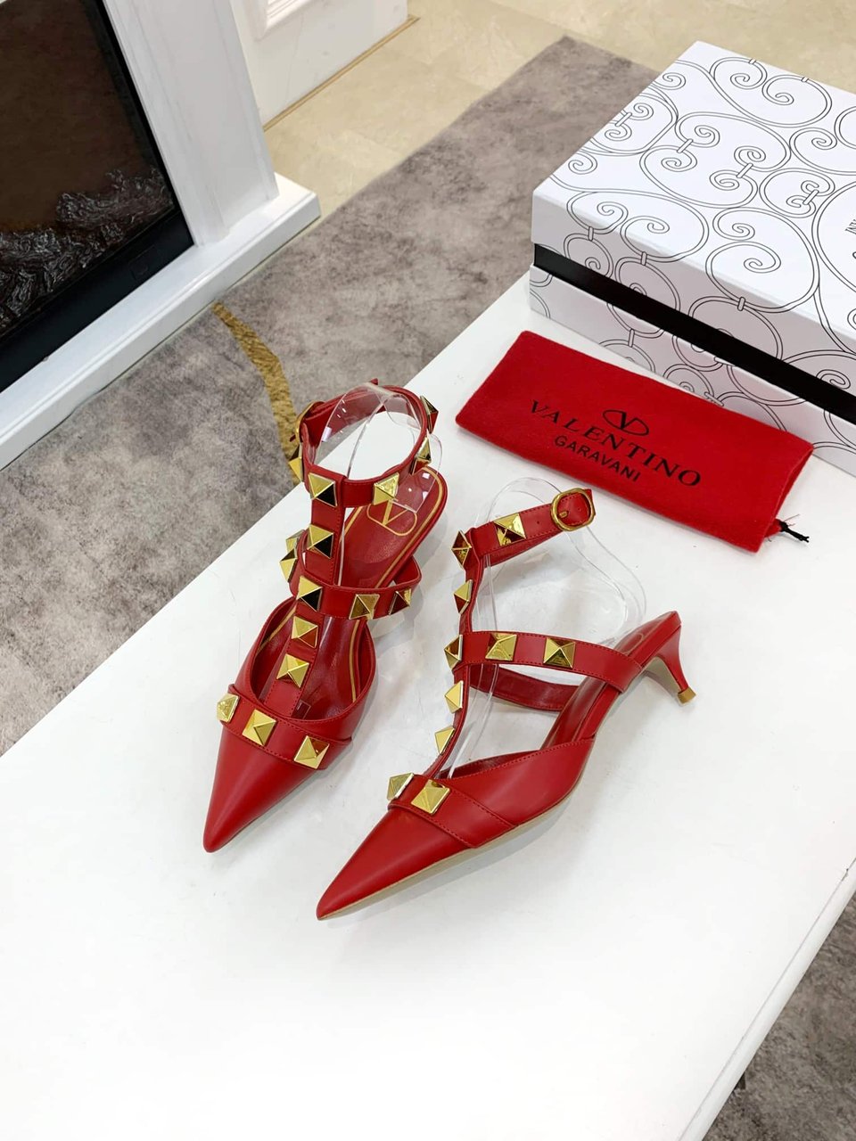 Valentino Garavani Roman Stud Kitten Heel Pumps Red view 8