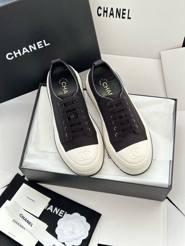 Chanel Canvas Sneakers with Rubber Cap-Toe Black &amp; White G39855 view 8