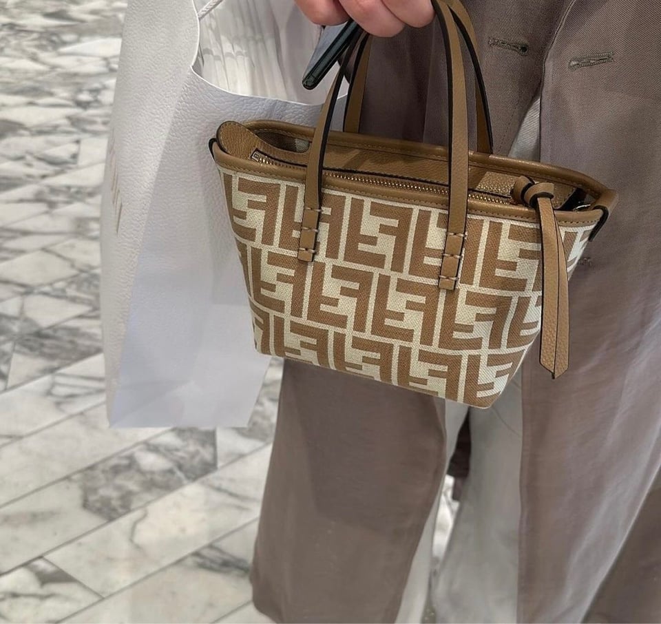 Fendi Roll FF Beige Jacquard Mini Bag 16cm view 3