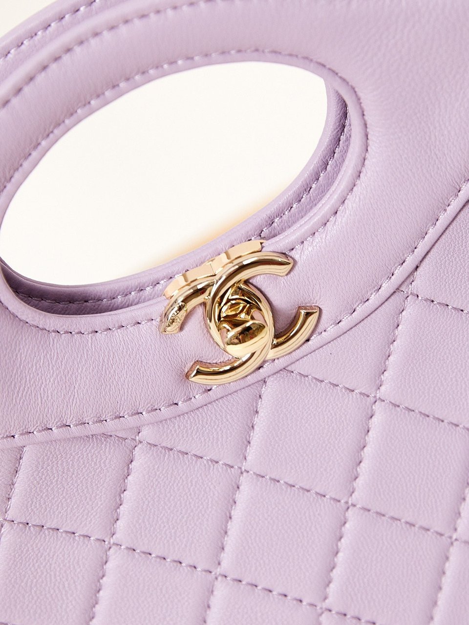 Chanel 24S31 Mini Shopping Bag 22Cm Light Pink Lambskin Gold Hardware view 4