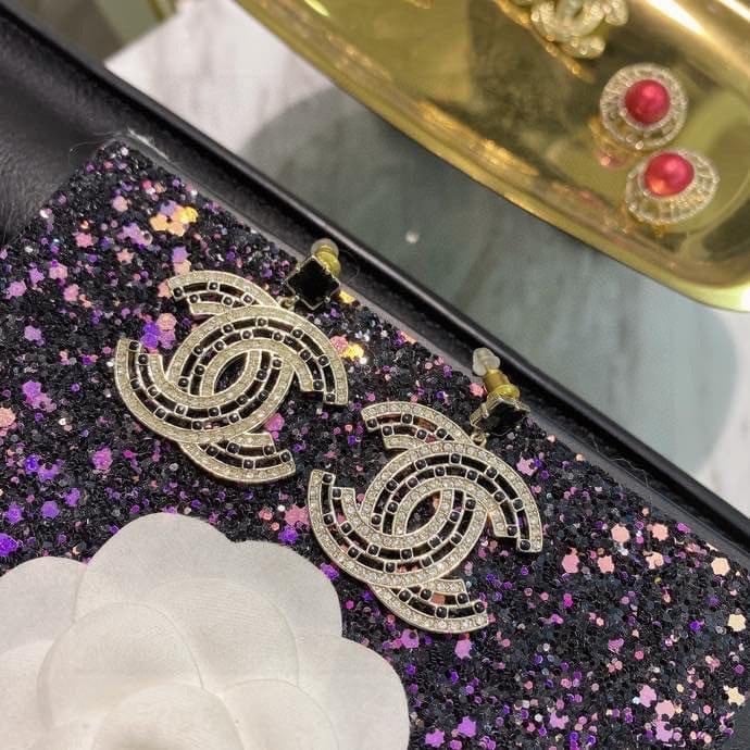 Chanel Cc Earrings view 3