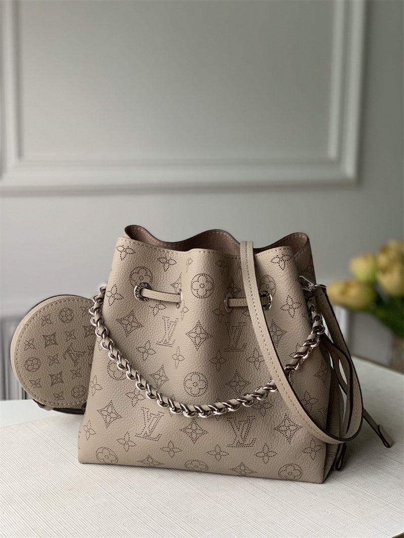 Louis Vuitton Bella 22Cm Grey view 5