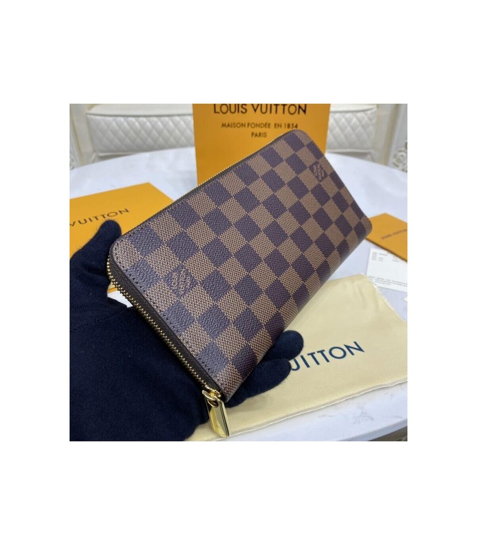 Louis Vuitton Damier Ebene Zippy Organizer view 4