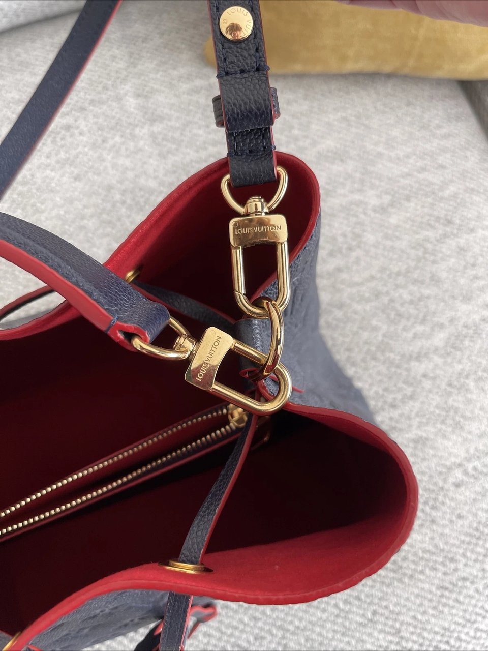 Louis Vuitton N Ono Mm Bucket 26cm/10.2in Navy Blue view 5