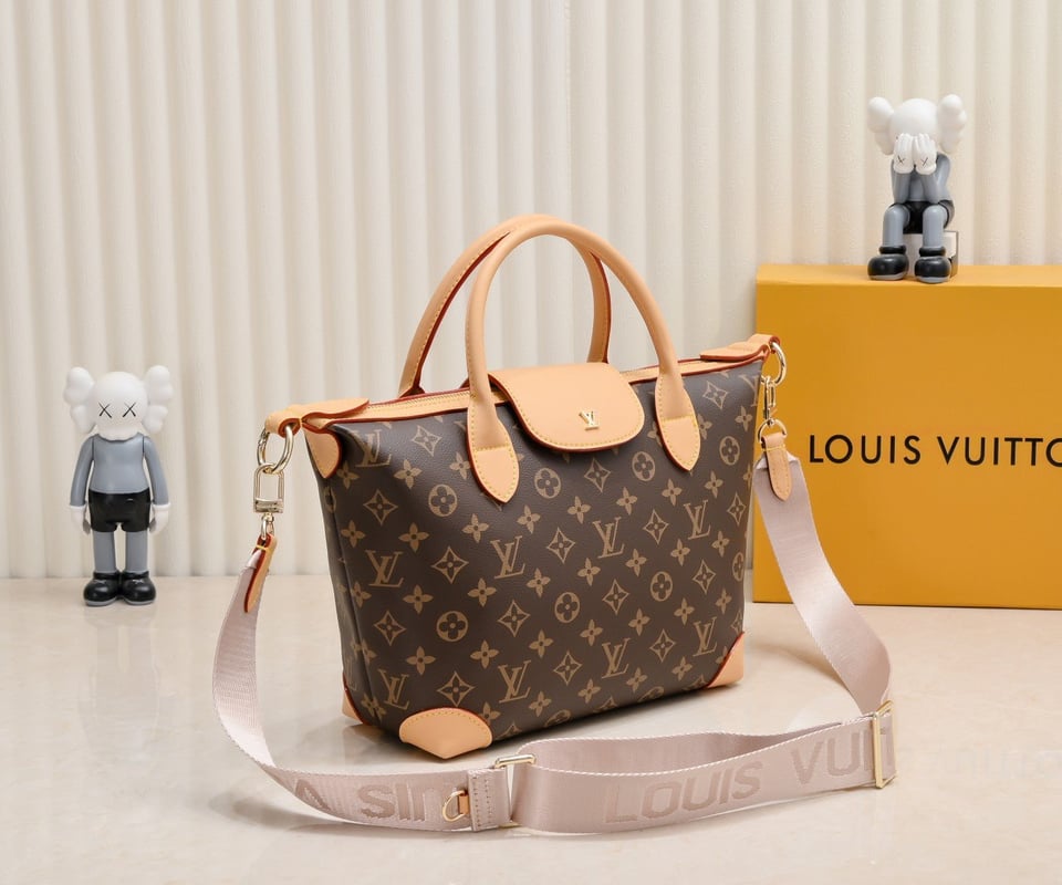 Louis Vuitton Tote Bag Monogram Canvas Beige 26Cm view 6
