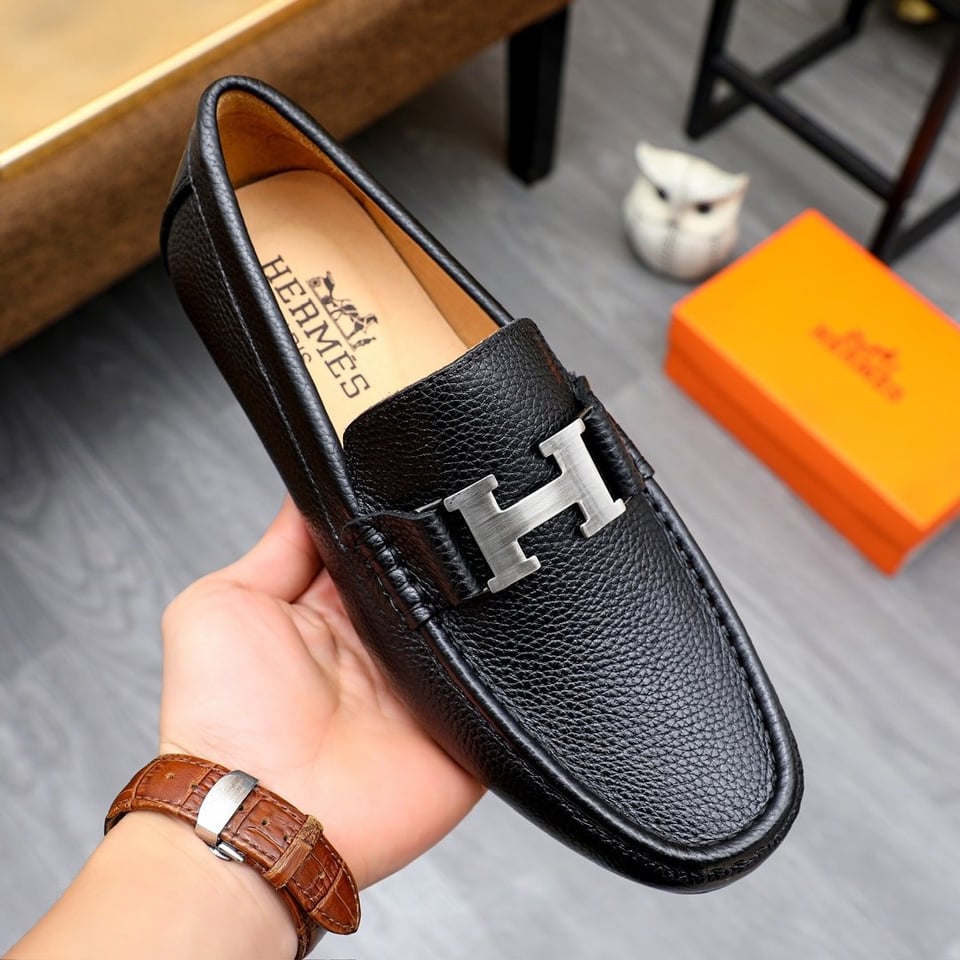 Hermes Men’S Loafer Moccasin Leather With H Silver Black view 4