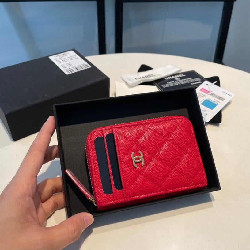 Chanel Zipped Coin Purse 11 Red Grained Calfskin view 2