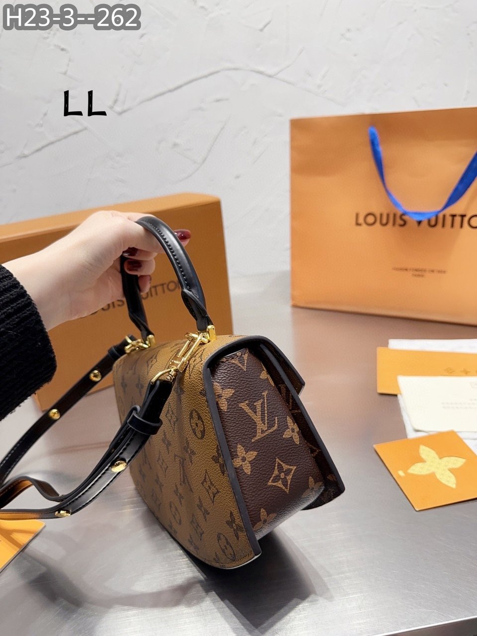 Louis Vuitton Tilsitt Bag Brown 23Cm M46548 view 9