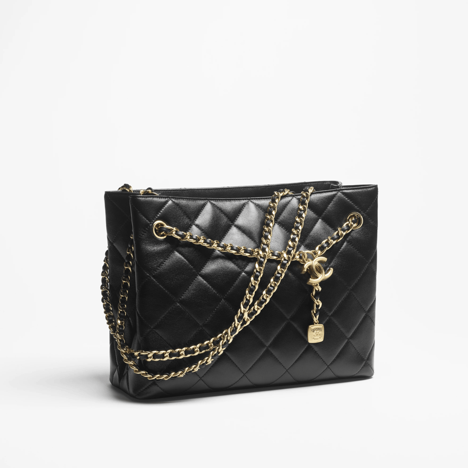 Chanel Shopping Bag Shiny Lambskin 29.5cm/11.6in view 4