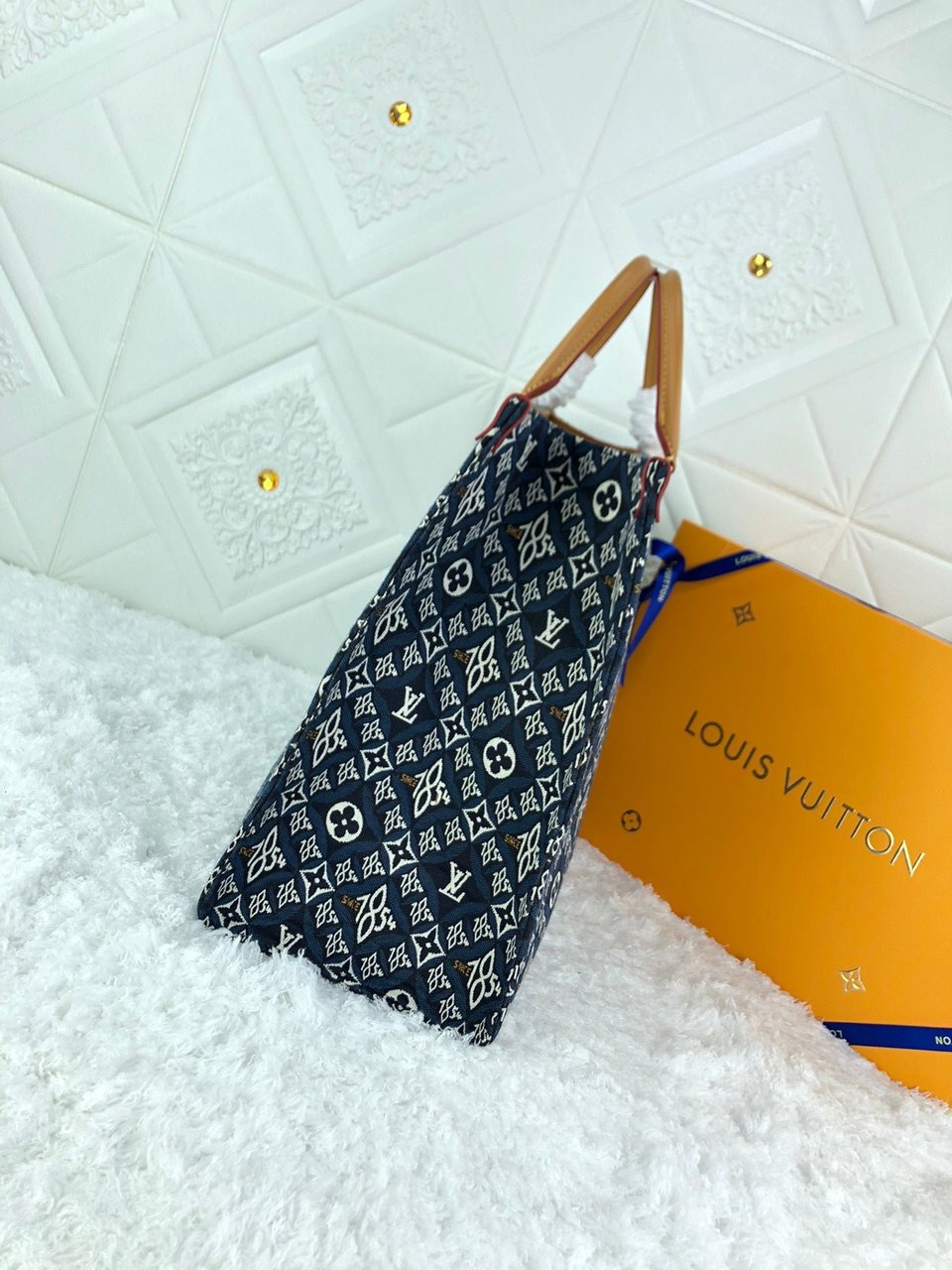 Louis Vuitton Onthego Mm Limited 1854 Denim Onthego Tote Medium Handbag 35cm view 8