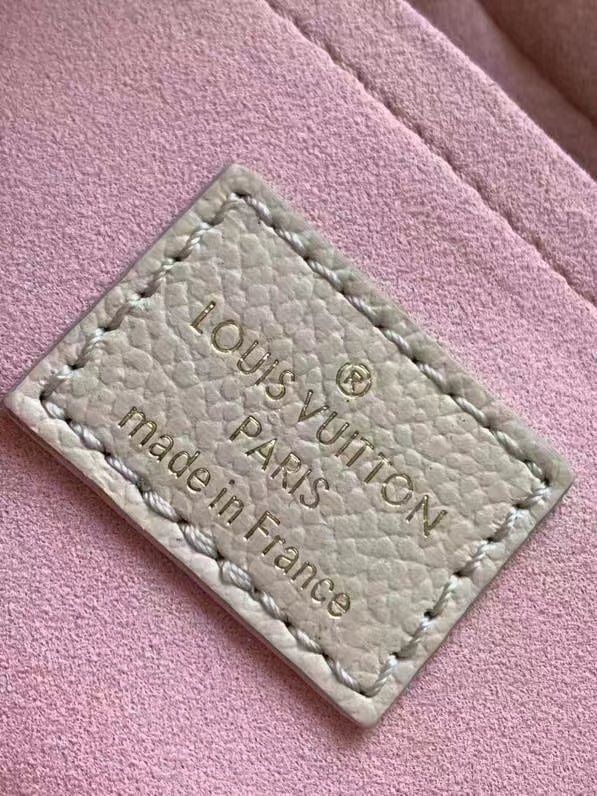 Louis Vuitton Bagatelle 22Cm Pink view 3