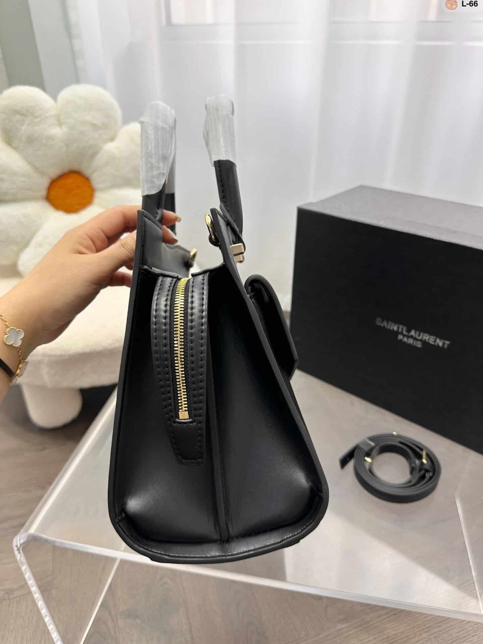 Saint Laurent Uptown Medium Leather Tote Bag Black 31Cm view 10