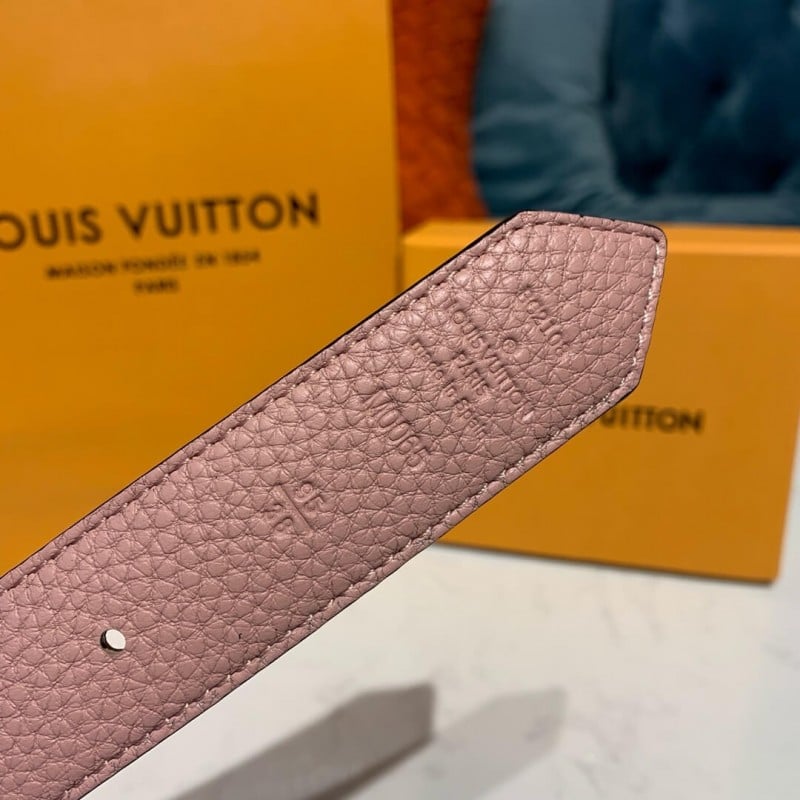 Louis Vuitton 30mm LV Circle Reversible Belt M0111U view 10
